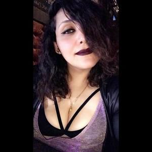 Meet your Posher, Karla